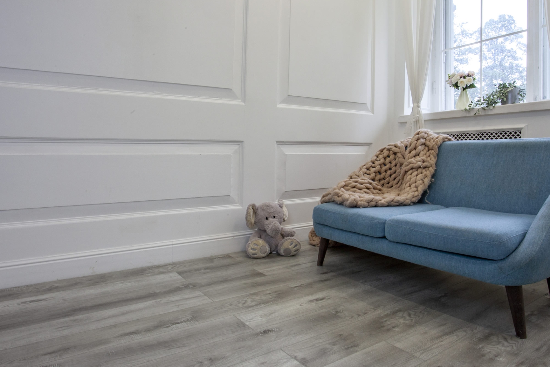 Усовершенствованная кварц-виниловая плитка «Damy Floor» Дуб Рустикальный Серый (1227*187*2,5 мм) — купить в Екатеринбурге