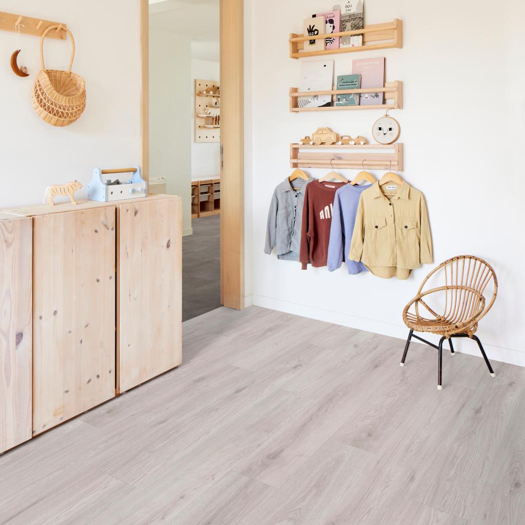 SPC ламинат "Adelar" Eterna Easy 05221 Chapman Oak (1220*181*5 мм) — купить в Екатеринбурге