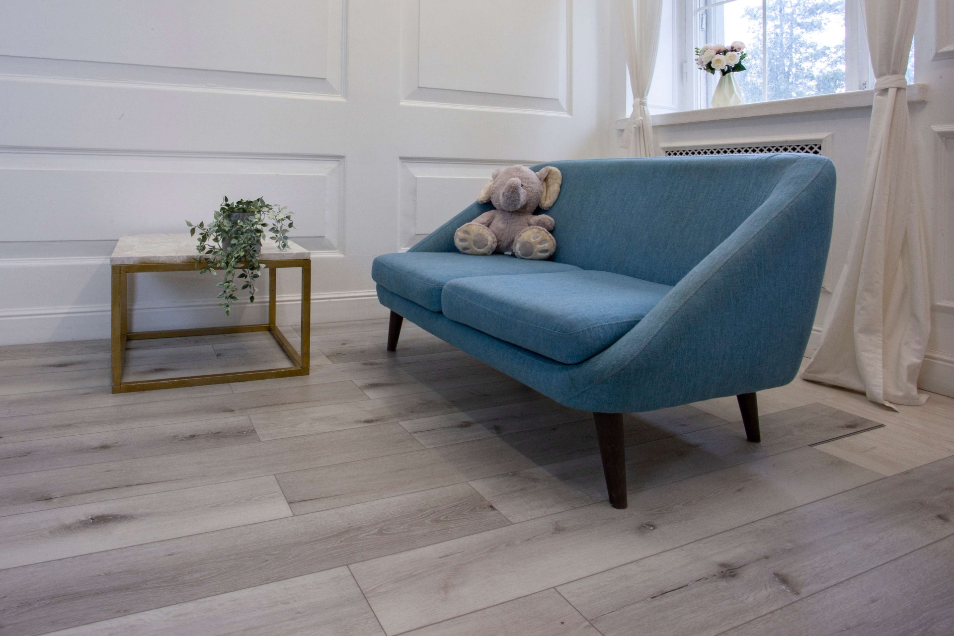 Усовершенствованная кварц-виниловая плитка «Damy Floor» Дуб Классический Серый (1227*187*2,5 мм) — купить в Екатеринбурге